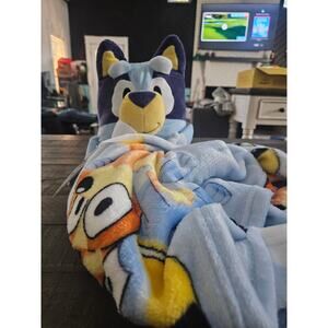 Kids Plush Pillow Buddy 40 x 50 Inch Blanket Throw Set 2 Piece Cuddle Bluey NWT